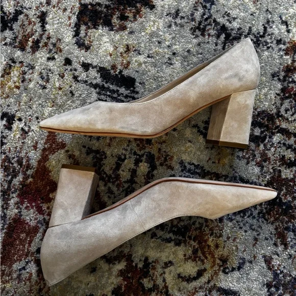 MARC FISHER ZALA Block Heel Suede Pumps 9 - Picture 2 of 10
